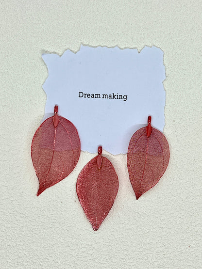 Solid Color Leaf Pendant【Red】